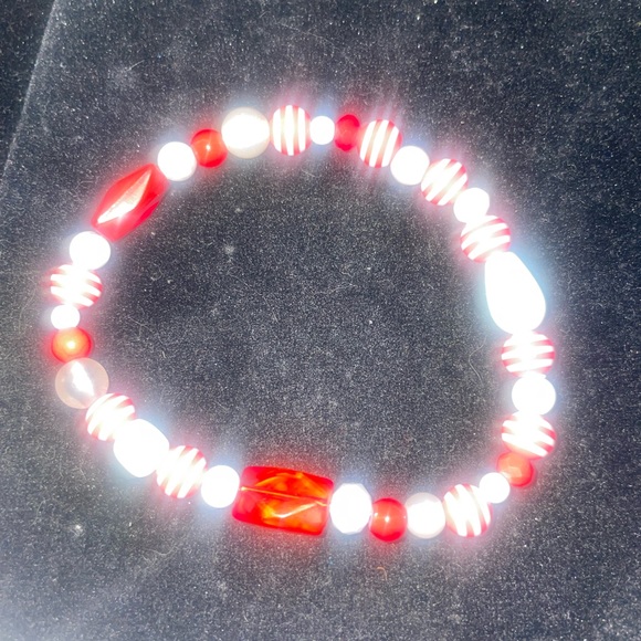 Handmade artisan bracelets. A unique design made to be statement pieces. - Picture 6 of 6